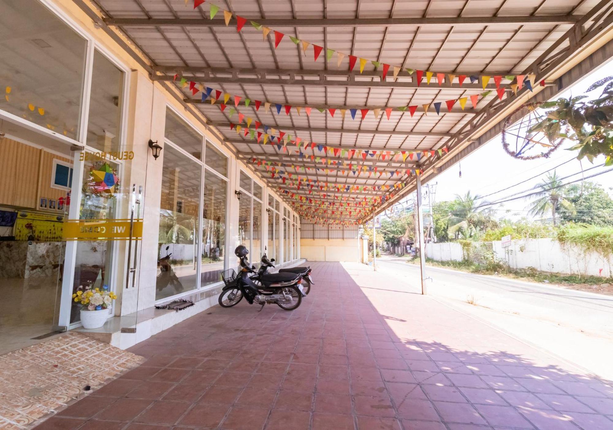 Angkor Apsara Guesthouse เสียมราฐ ภายนอก รูปภาพ