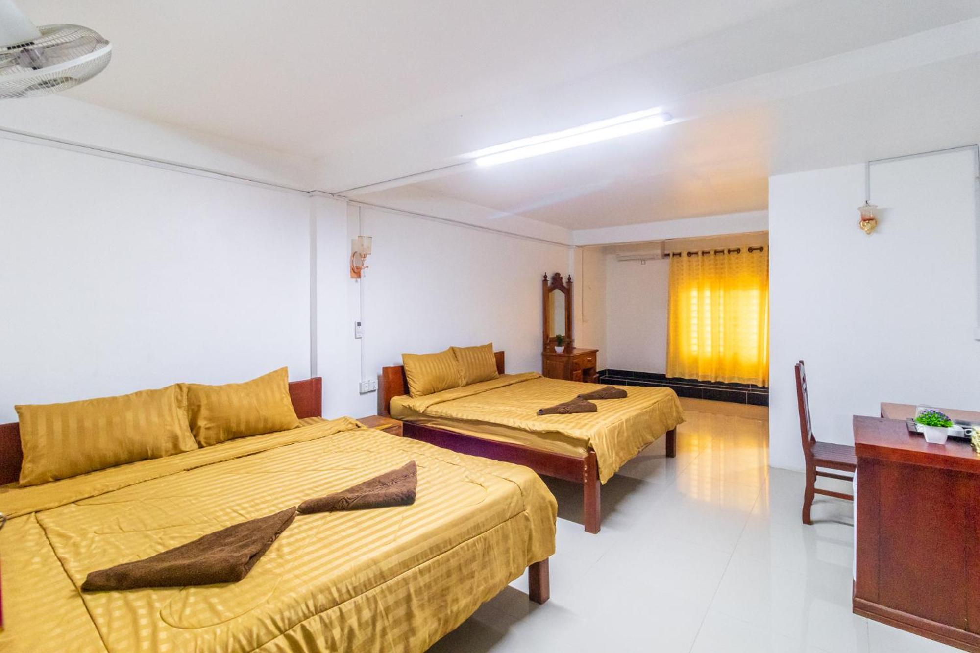 Angkor Apsara Guesthouse เสียมราฐ ภายนอก รูปภาพ