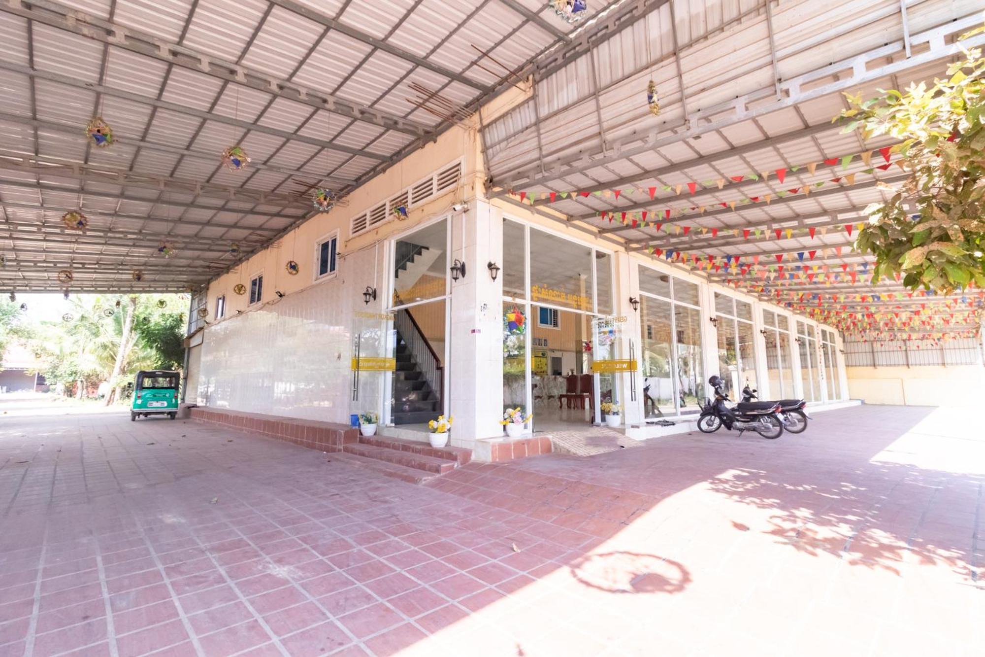 Angkor Apsara Guesthouse เสียมราฐ ภายนอก รูปภาพ