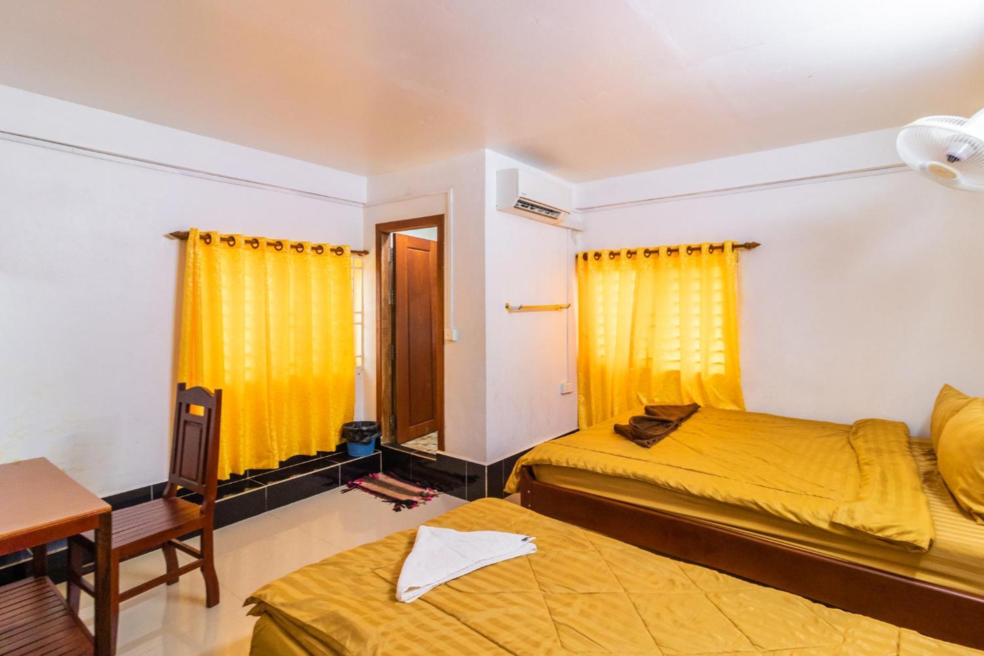 Angkor Apsara Guesthouse เสียมราฐ ภายนอก รูปภาพ