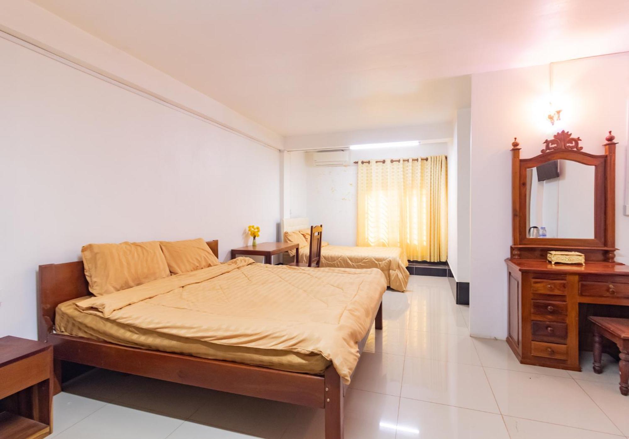 Angkor Apsara Guesthouse เสียมราฐ ภายนอก รูปภาพ