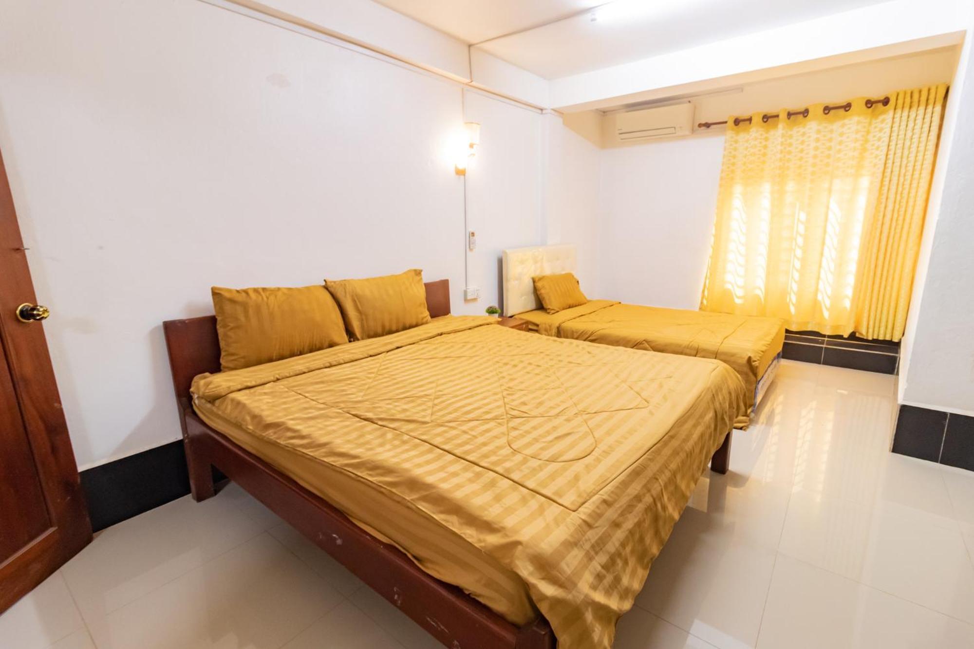 Angkor Apsara Guesthouse เสียมราฐ ภายนอก รูปภาพ