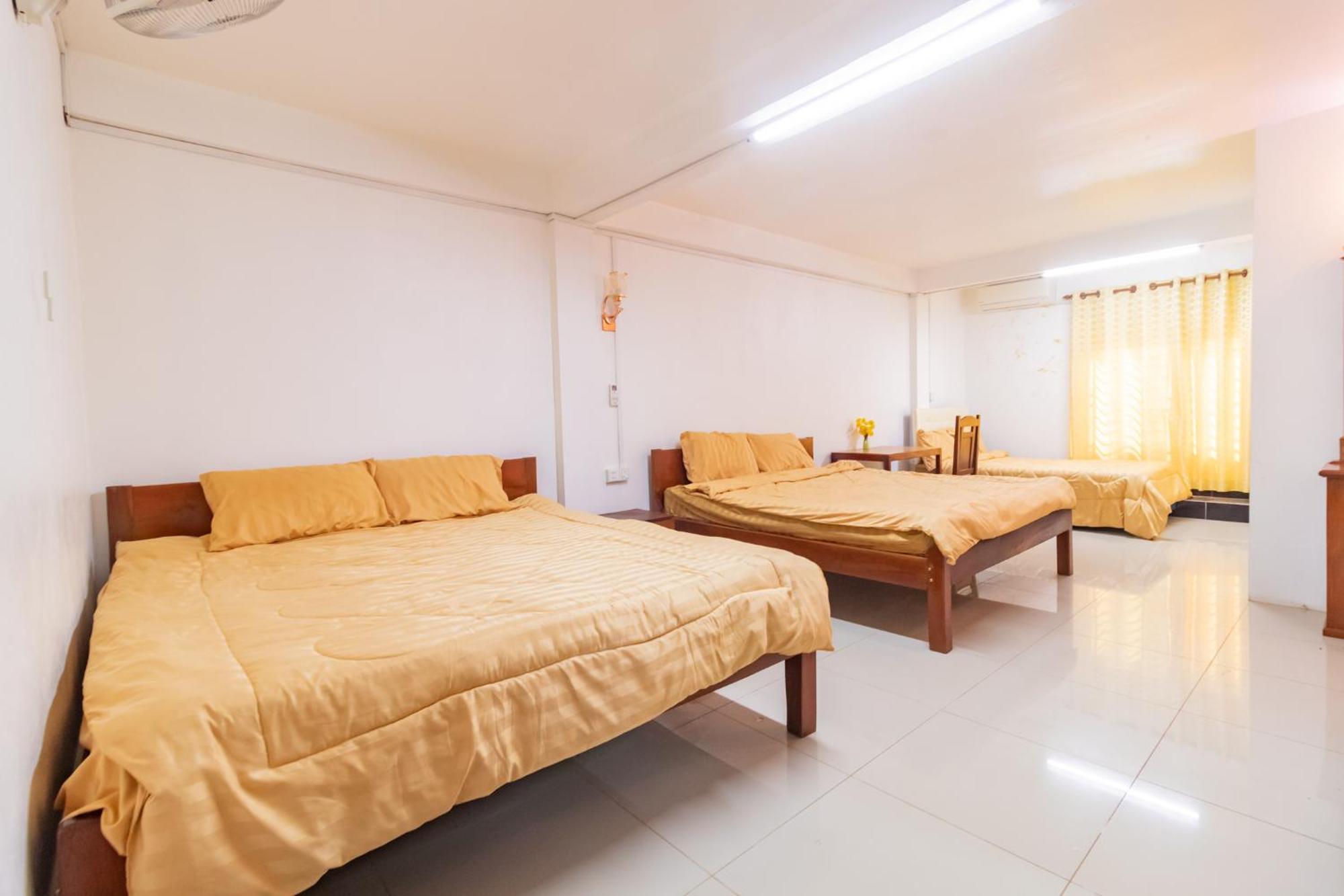 Angkor Apsara Guesthouse เสียมราฐ ภายนอก รูปภาพ