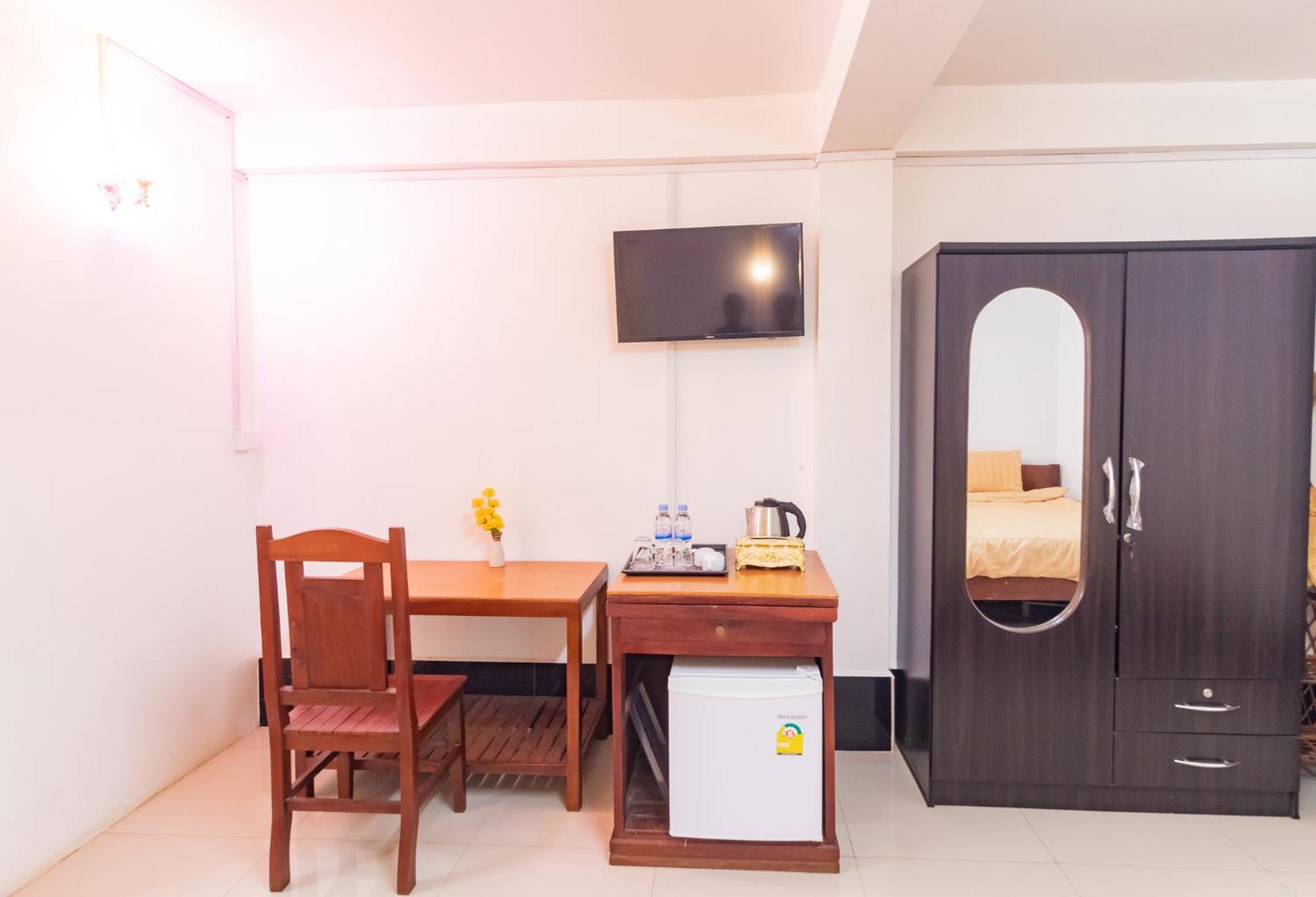 Angkor Apsara Guesthouse เสียมราฐ ภายนอก รูปภาพ