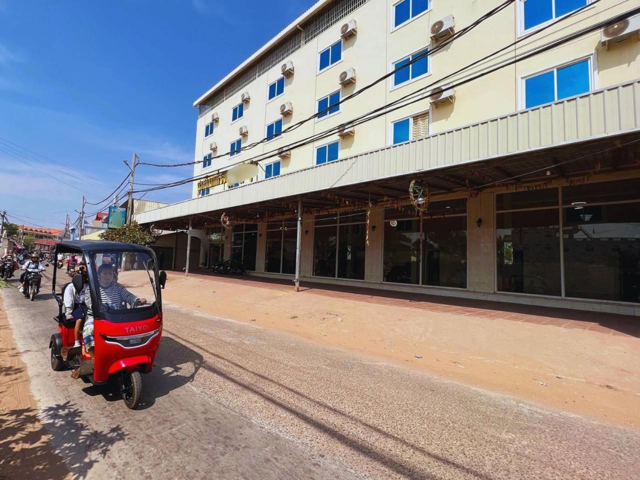 Angkor Apsara Guesthouse เสียมราฐ ภายนอก รูปภาพ