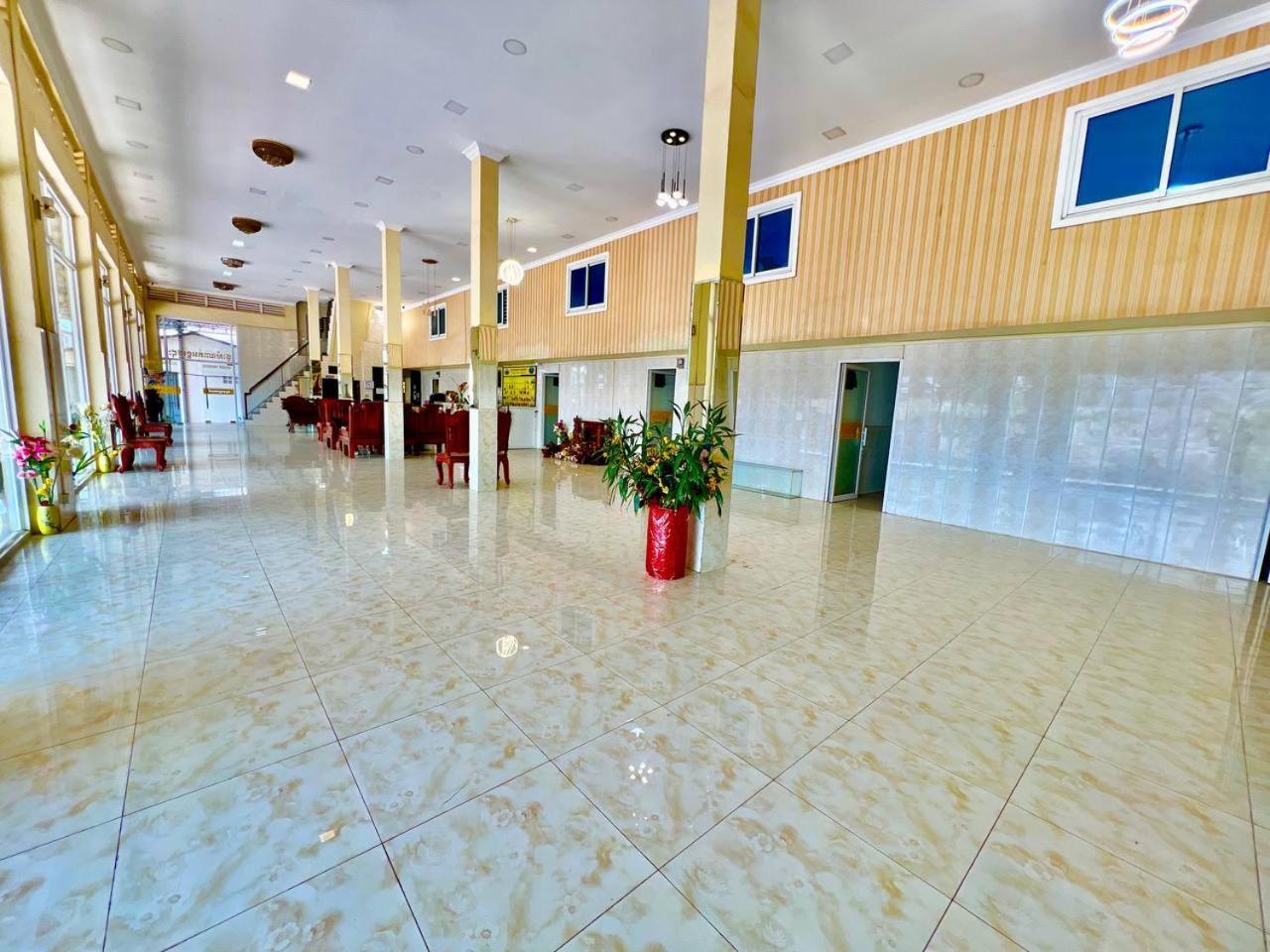Angkor Apsara Guesthouse เสียมราฐ ภายนอก รูปภาพ