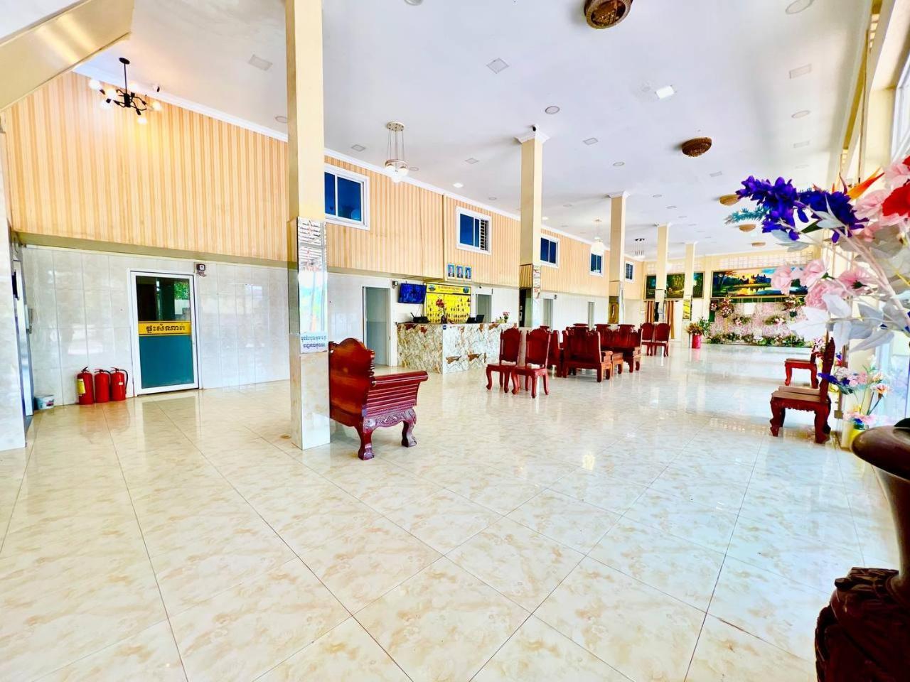 Angkor Apsara Guesthouse เสียมราฐ ภายนอก รูปภาพ